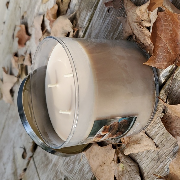 Goose Creek Candle Warm Donut Sugar - Picture 3 of 8